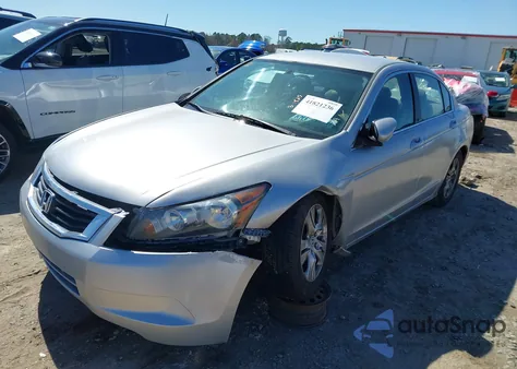 2010 Honda Accord 2.4 Lx-P из США, поврежденный, VIN 1HGCP2F45AA067897